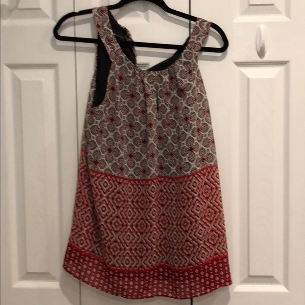 Sleeveless blouse